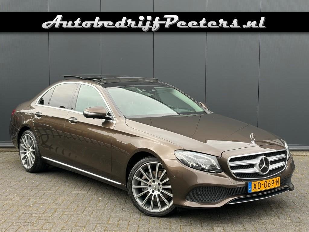 Mercedes-benz E-KLASSE E 200 4M Pano Leder Multibeam Carplay, Auto's, Mercedes-Benz, Automaat, Gebruikt, Euro 6, 4 cilinders