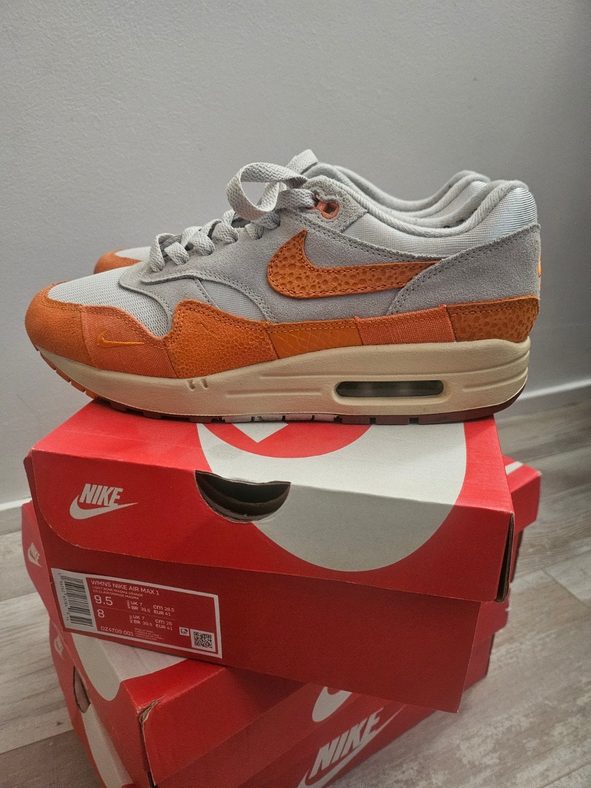 Nike Air Max 1 Sneakers - Oranje/Grijs, Ophalen of Verzenden, Oranje, Sneakers of Gympen