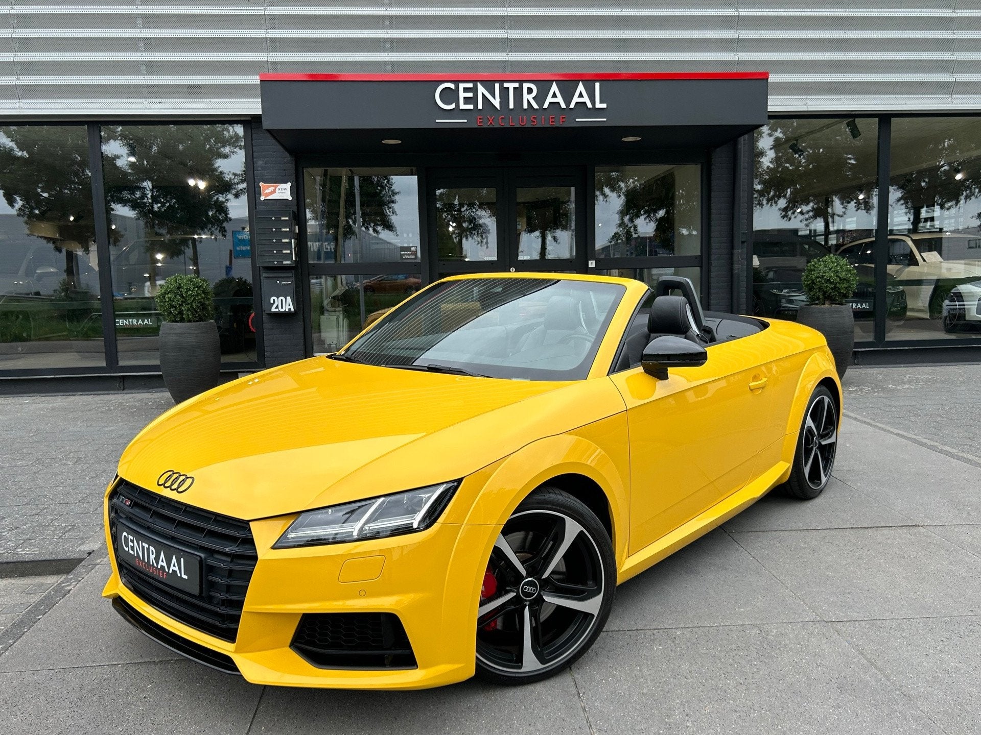 Audi TT Roadster 2.0 TFSI TTS quattro Pro Line + B&O|Matrix|, Auto's, Automaat, Dealer onderhouden, TT, Gebruikt