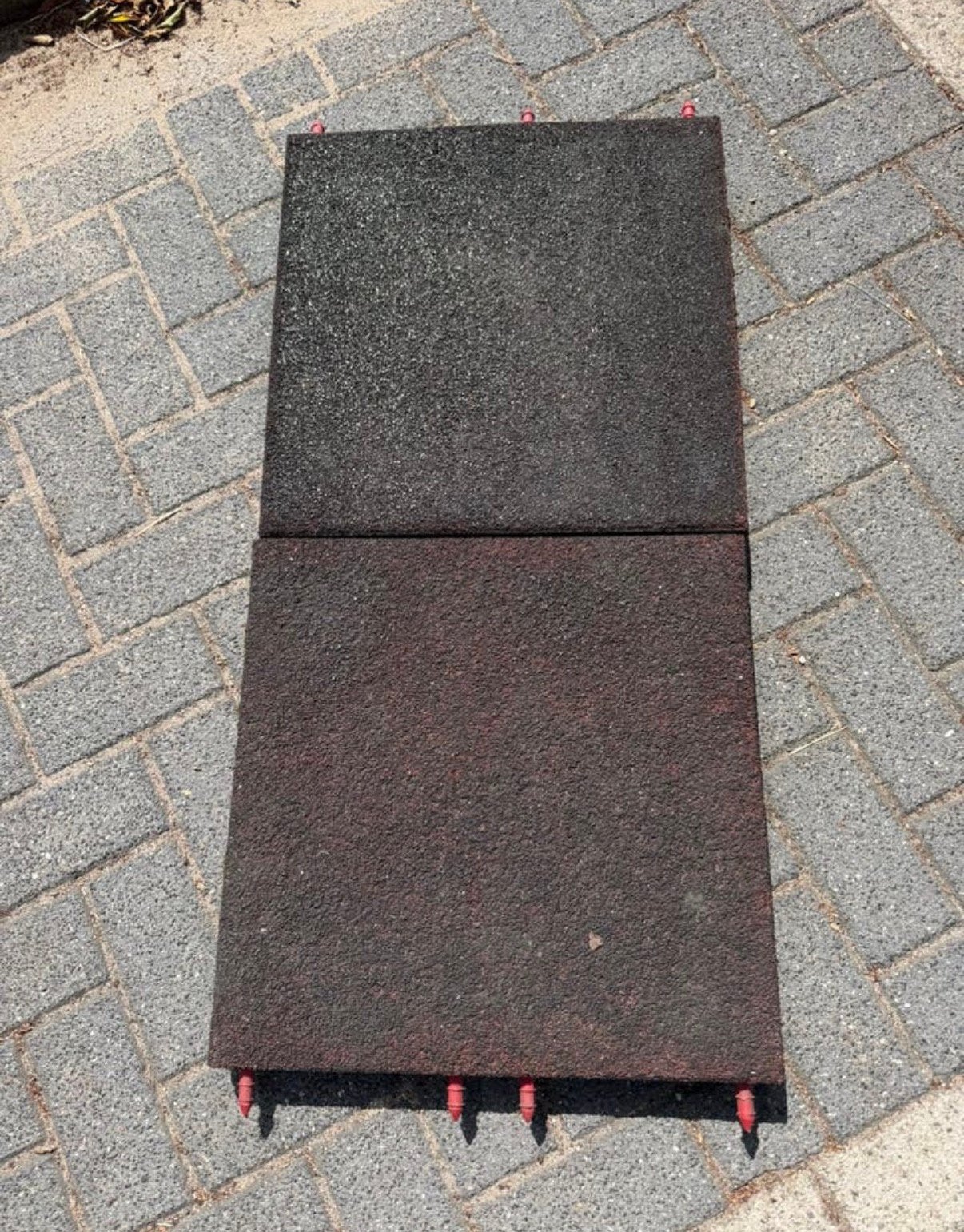 Rubberen tegels ca 50x50x6 speeltoestel zwembad stal ed 20m2, Ophalen, Gebruikt, Overige typen, Rubber