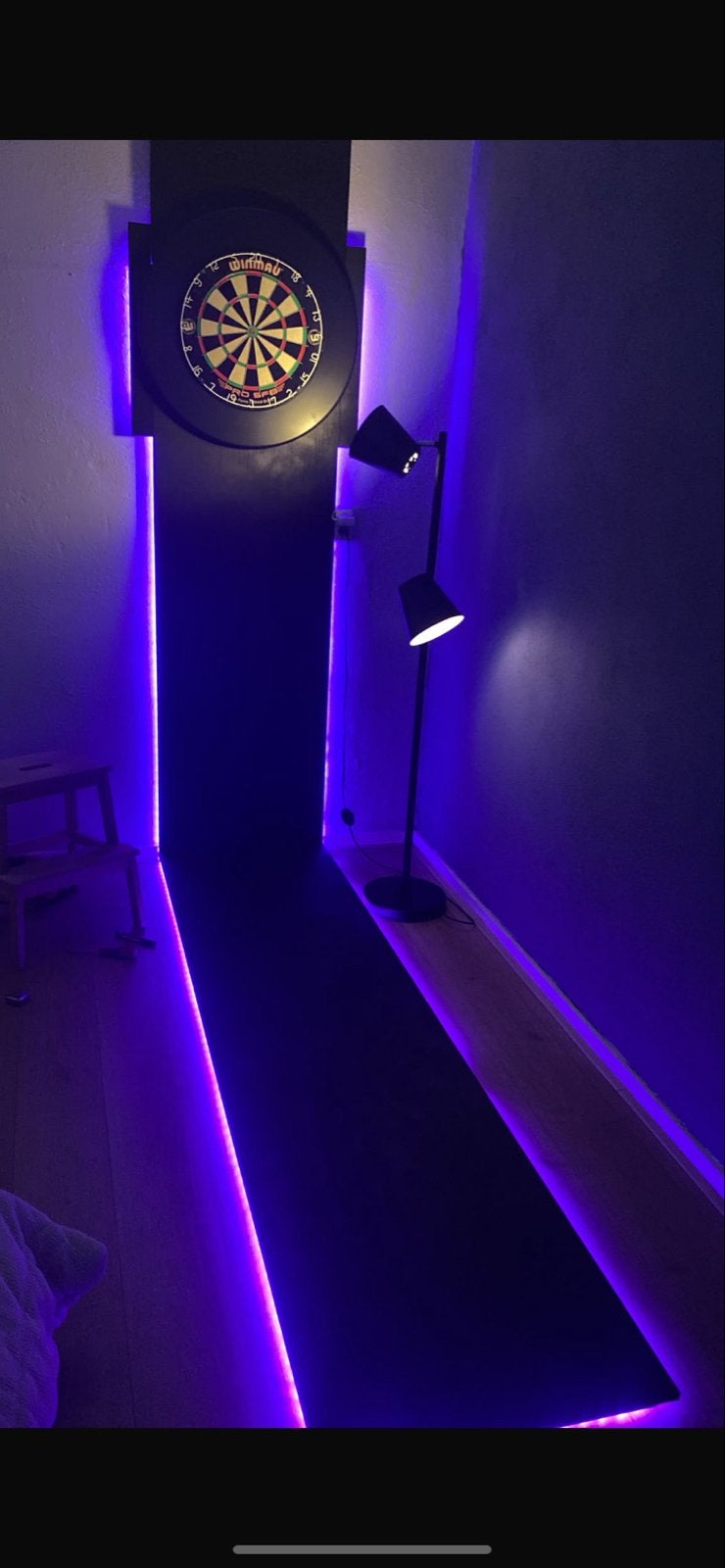 Complete dart set-up met oche en verlichting, Ophalen, Zo goed als nieuw, Dartbord