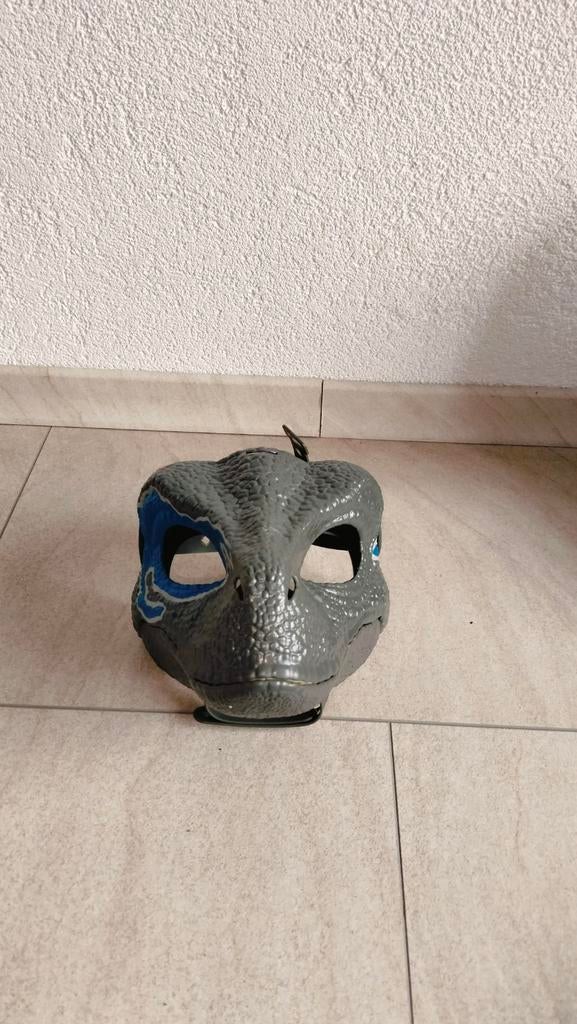 Dino masker, Ophalen, Gebruikt