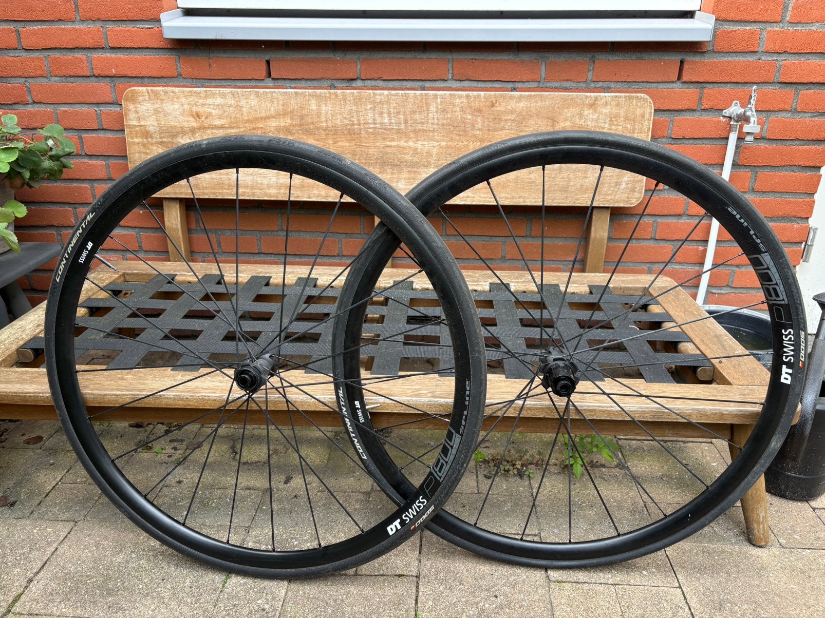 DT Swiss P 1800 Spline 23 disc wielset met shimano body, Gebruikt, Aluminium, Racefiets, Ophalen