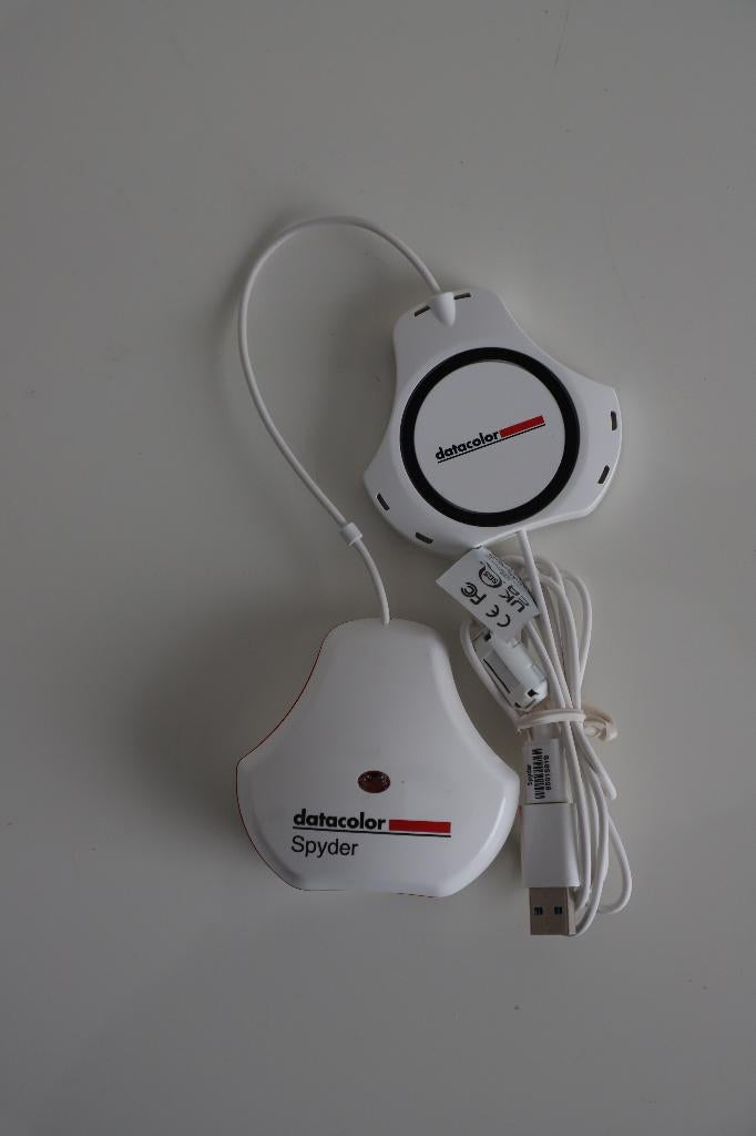Monitorkalibrator, Ophalen of Verzenden, Zo goed als nieuw, 60 Hz of minder, IPS