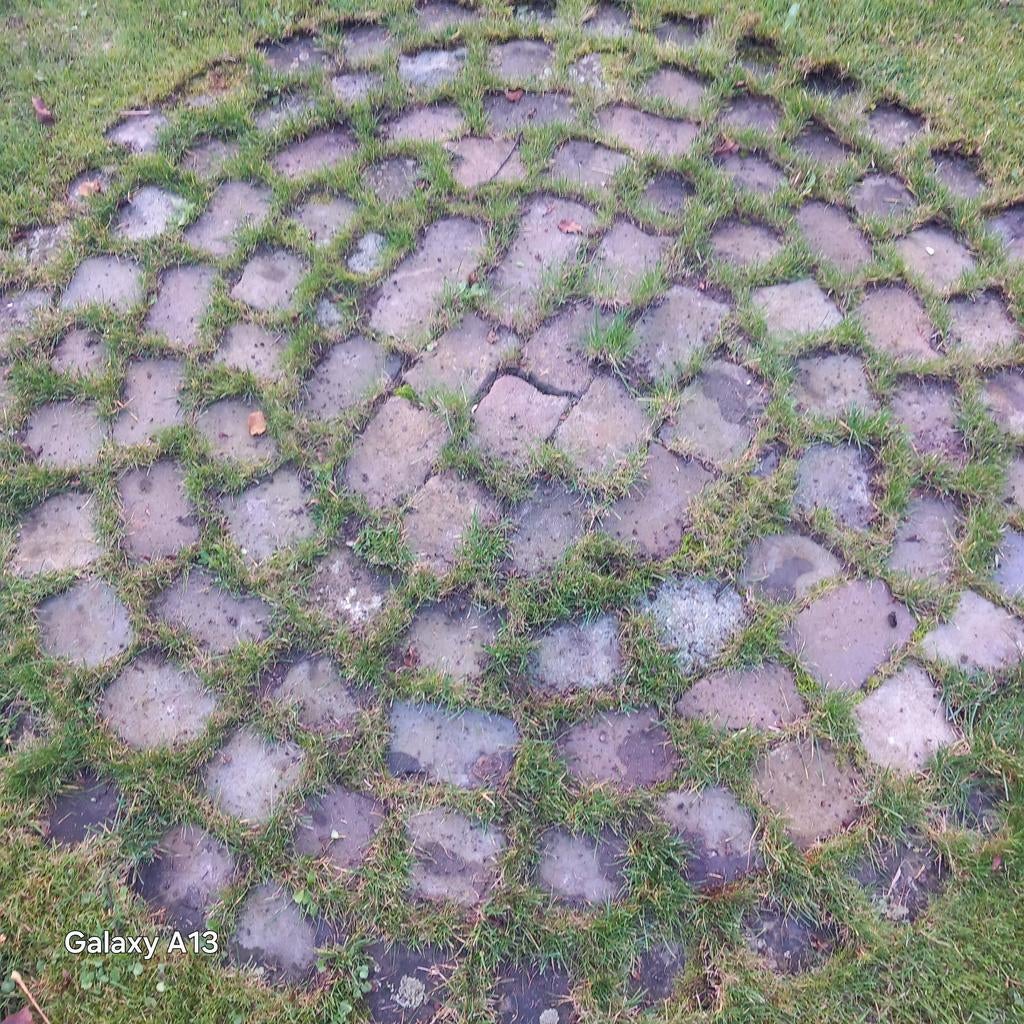 Cirkel van oude kinderkoppen, Tuin en Terras, Ophalen
