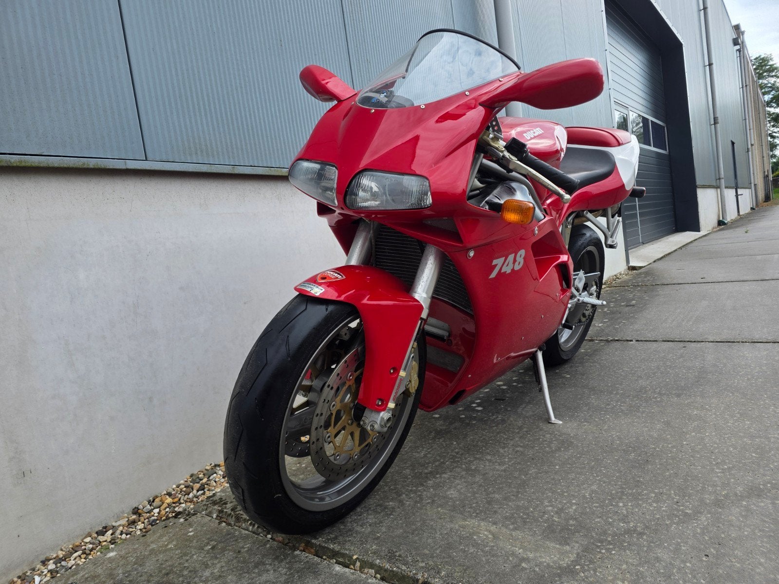 Ducati 748 rood 2001 origineel NL, 3e eigenaar, Motoren, Motoren | Ducati, Gebruikt, Meer dan 35 kW, 748 cc, 1 cilinder