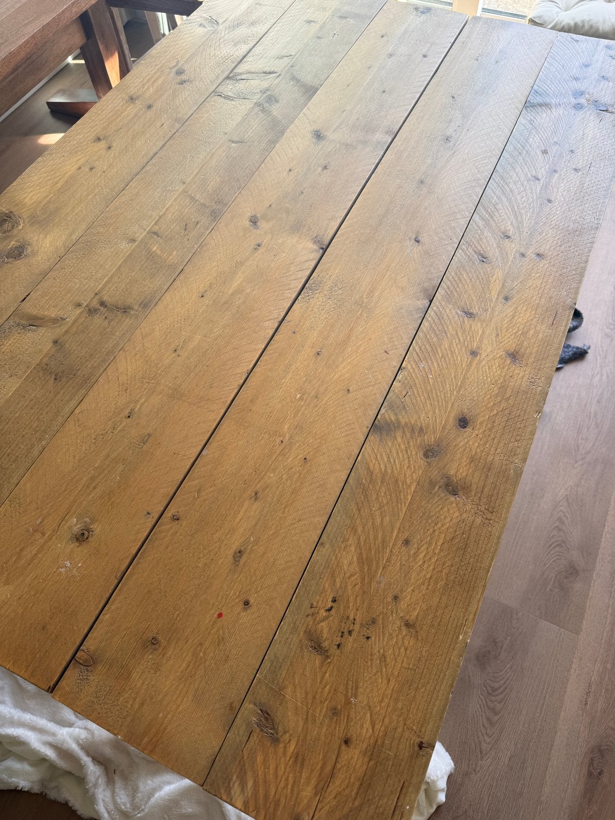 Robuuste houten tafel met wit metalen poten 148x96,5, Ophalen, Gebruikt, 50 tot 100 cm, 150 tot 200 cm