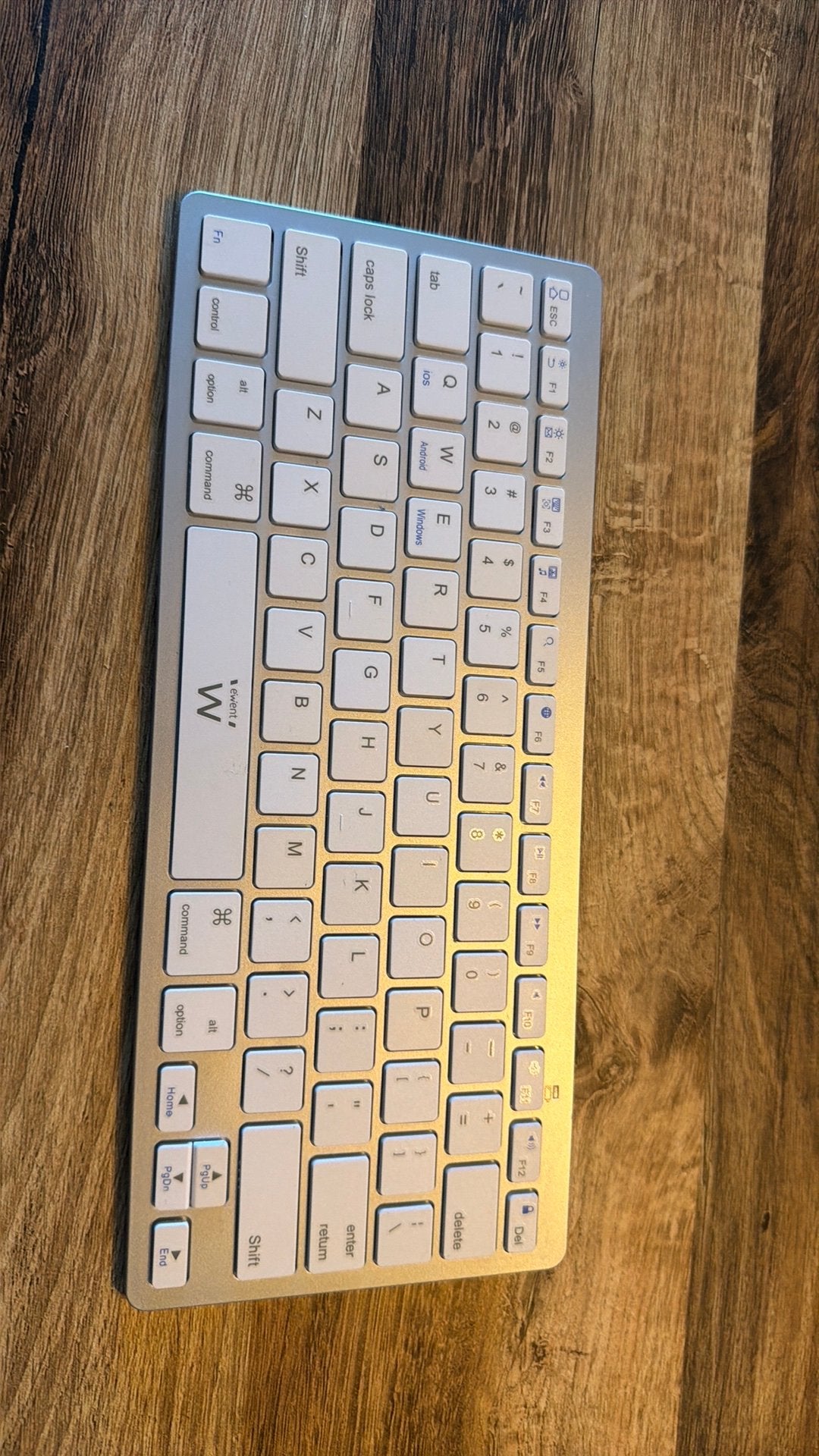 Ewent Bluetooth toetsenbord - US Lay-out, Computers en Software, Toetsenborden, Ophalen of Verzenden, Qwerty, Gebruikt, Draadloos