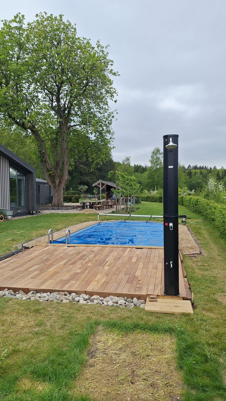 Timmerman & klusjesman Vlonders Tuinconstructies & Renovatie
