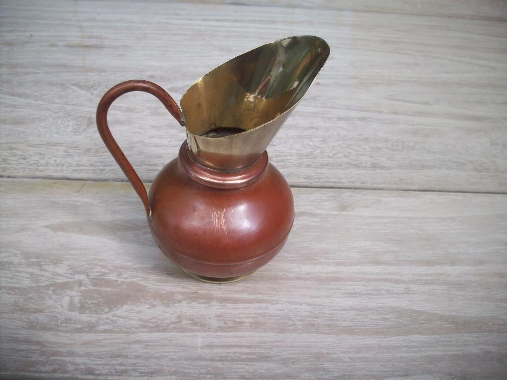 belgie's geel /rood koper antique en nog zeer mooi kannetje, Ophalen of Verzenden, Koper