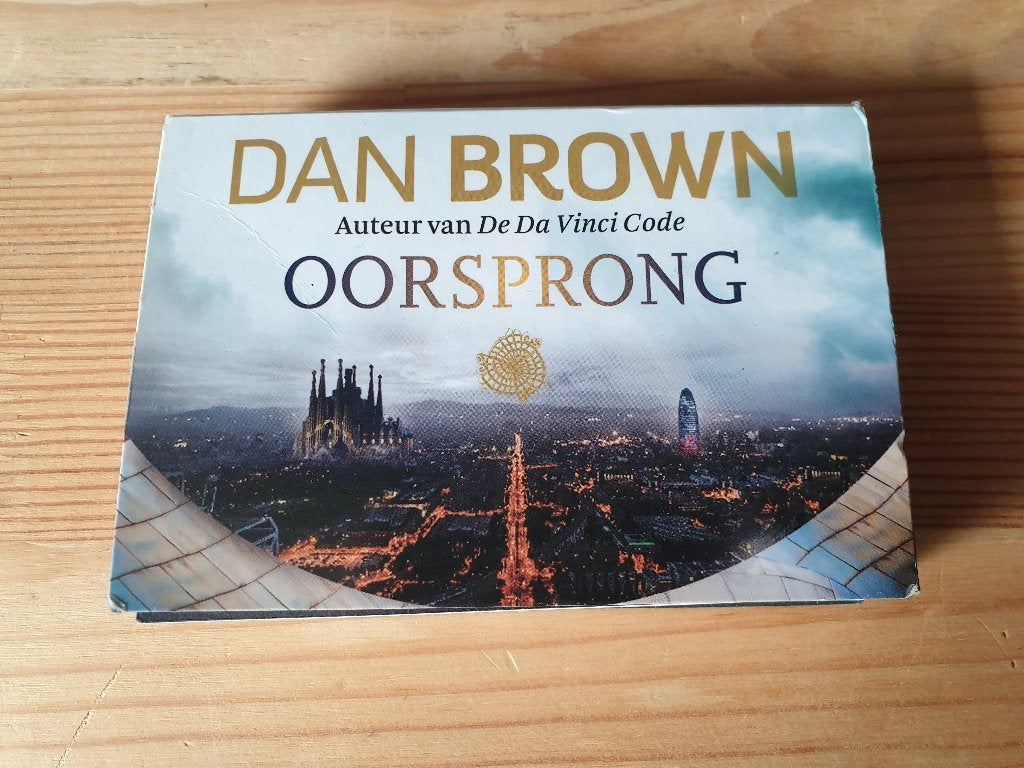 Boekje Dwarsligger nr 500 - Dan Brown - Oorsprong, Ophalen of Verzenden, Gelezen