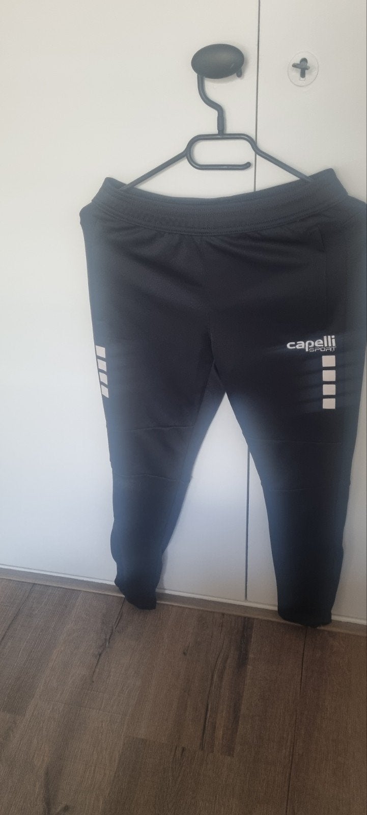 Trainingsbroek Capelli Sport - Maat 152 (beschadigd), Ophalen of Verzenden, Gebruikt, Jongen, Sport- of Zwemkleding