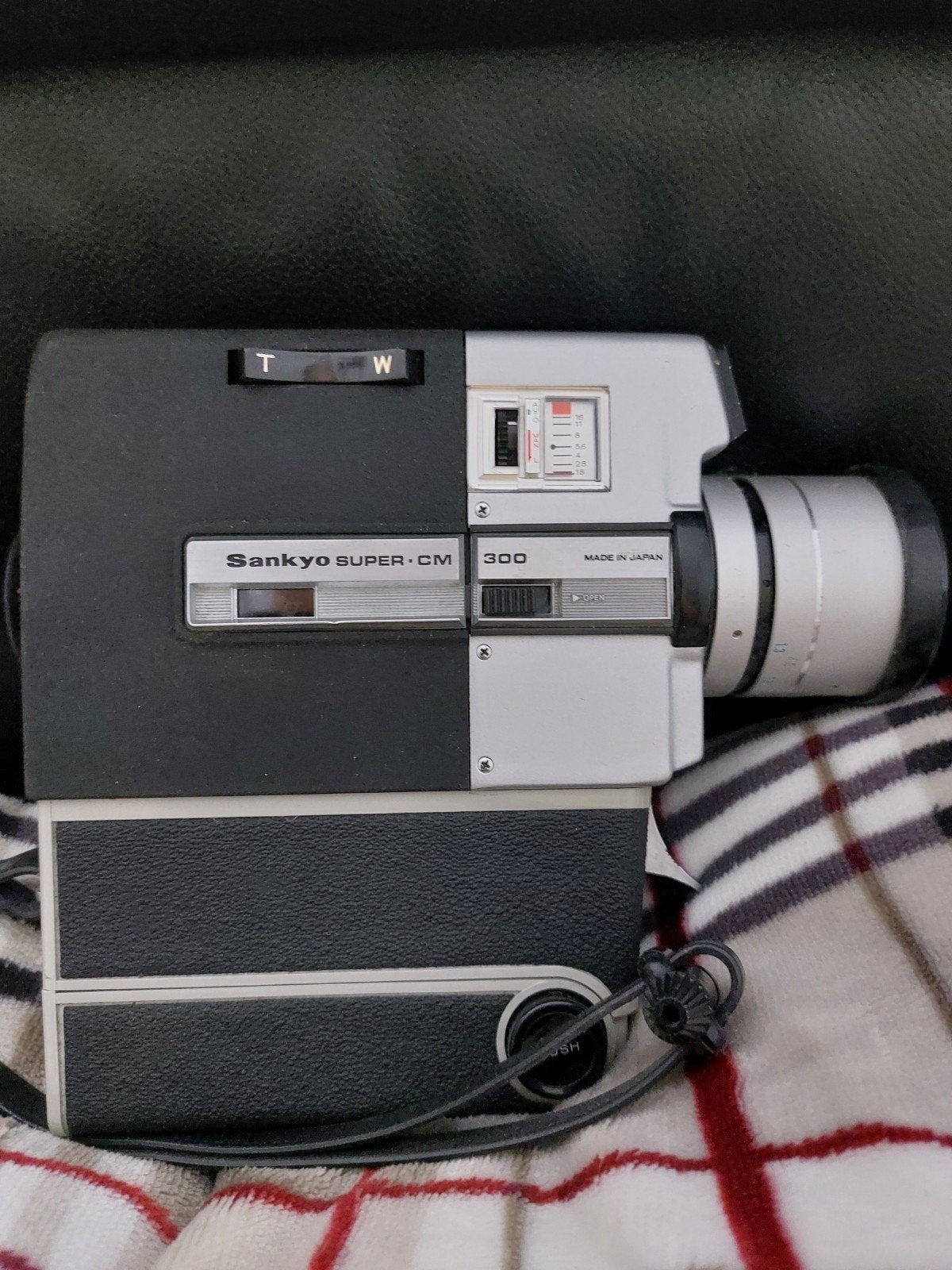 Sankyo Super CM 300 Super 8 Filmcamera met Tas, Ophalen, 8mm, Camera