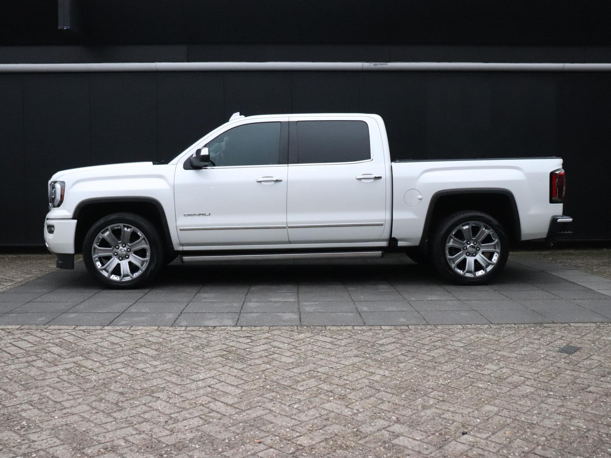 GMC SIERRA DENALI 6.2 L V8 | LEDER | MEMORY | BOSE | TREKHAA, Auto's, Automaat, Stof, Gebruikt, 426 pk