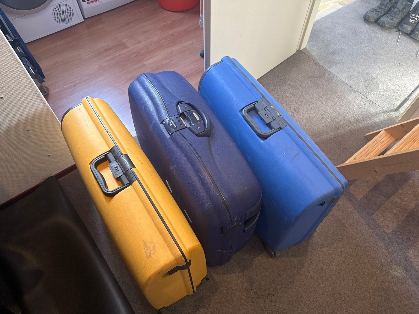 3 gebruikte koffers: 2x Carlton, 1x Samsonite, Ophalen, Gebruikt, Hard kunststof, Slot