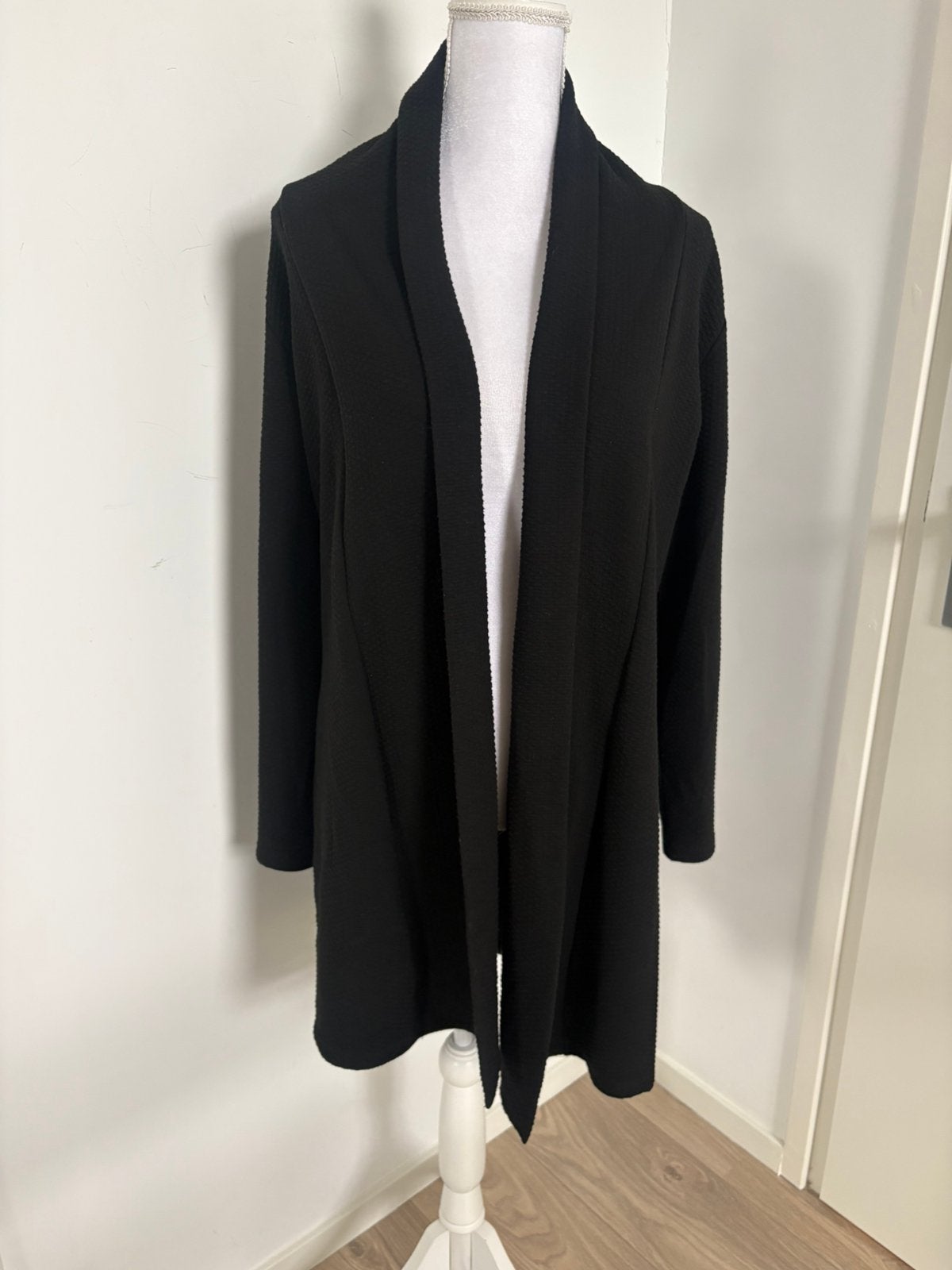Fijn zwart vest - Angelle Milan - maat L, Kleding | Dames, Ophalen of Verzenden, Zo goed als nieuw, Maat 38/40 (M), Zwart