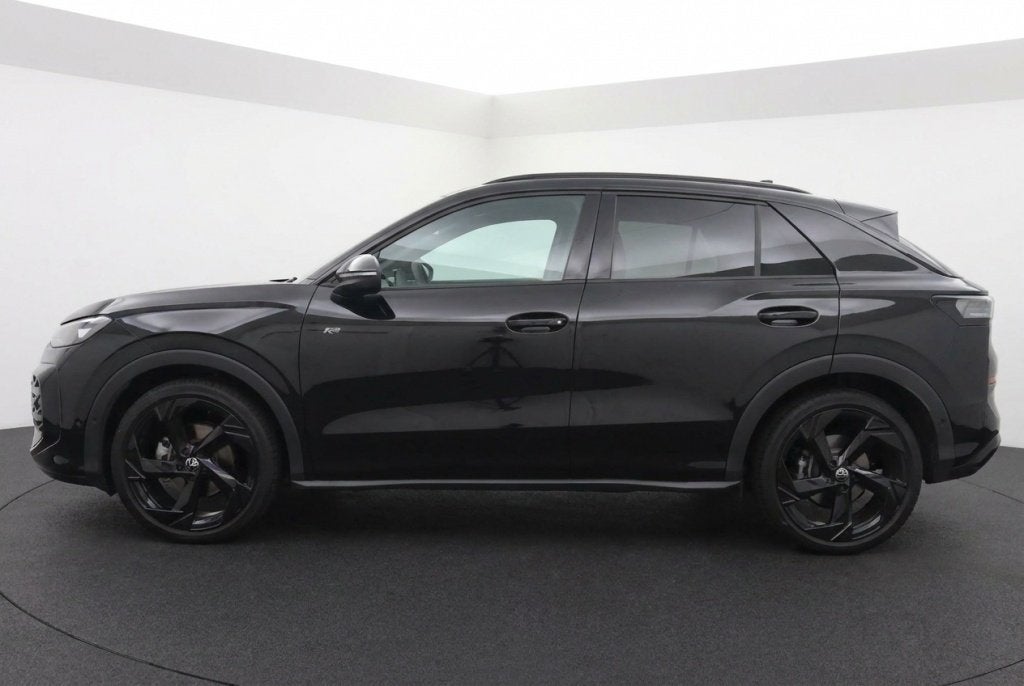 Volkswagen T-Roc 1.5 eTSI R-Line Black Style 150PK | Pano |, Automaat, 150 pk, Zwart, Bedrijf