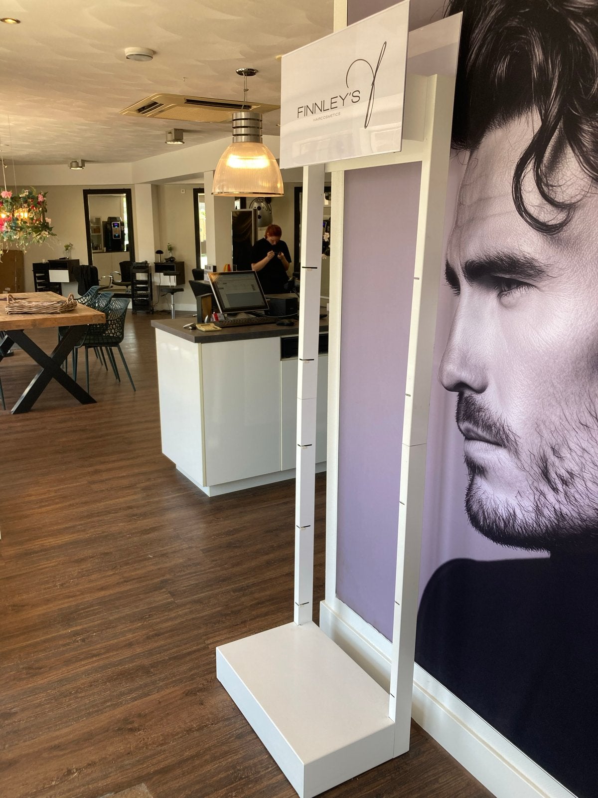 2 wiite vitrine kasten, Ophalen