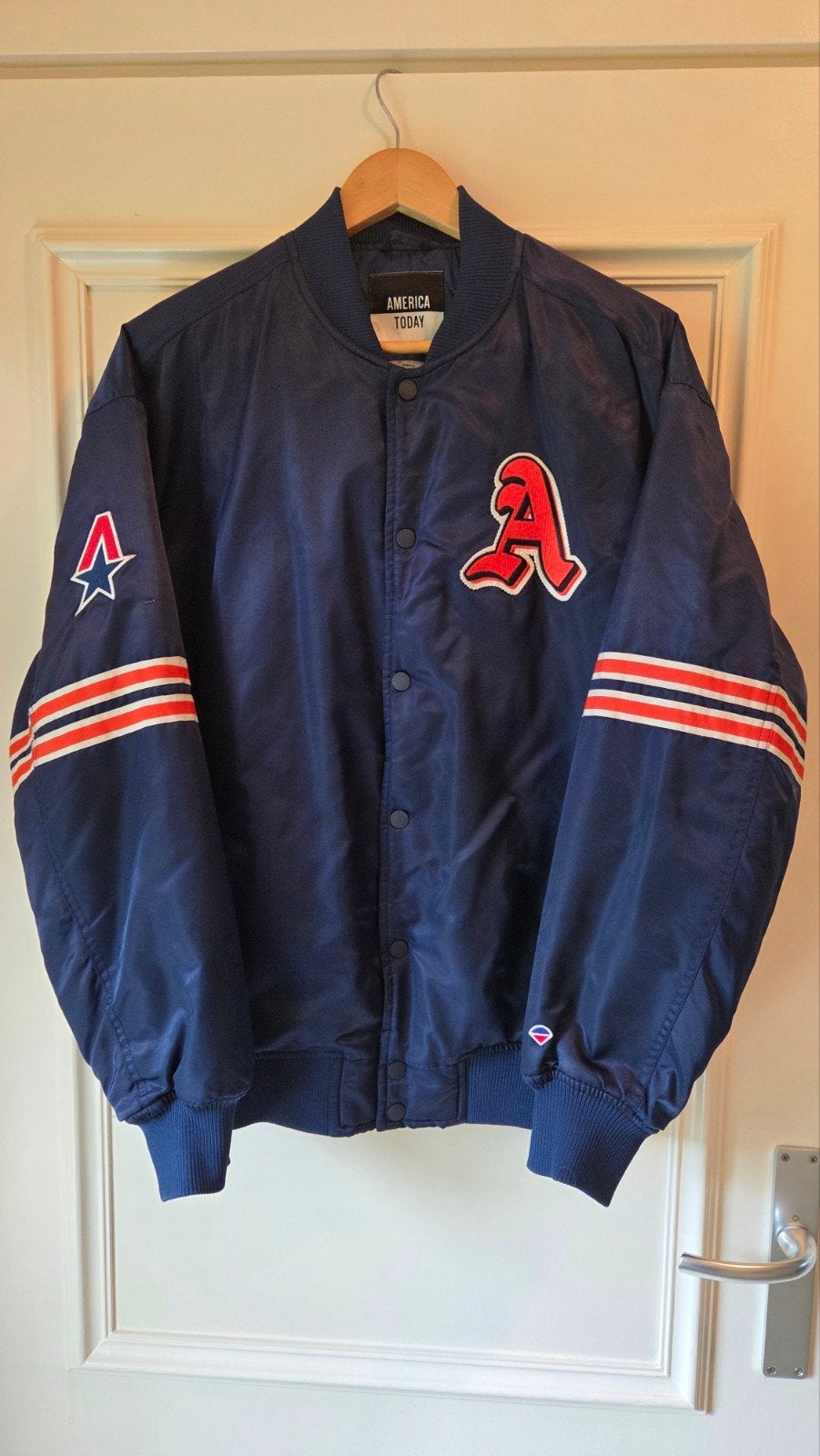America Today Bomberjack Maat S, Ophalen of Verzenden, Zo goed als nieuw, Blauw