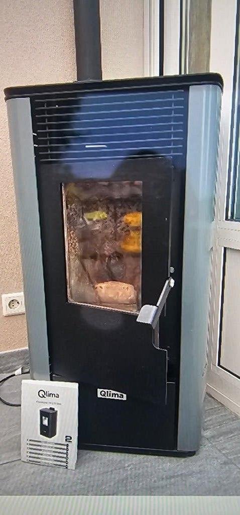 pelletkachel qulima AL-Q-F90-2  2021/2022, Huis en Inrichting, Ophalen, Gebruikt, Overige brandstoffen, Pelletkachel