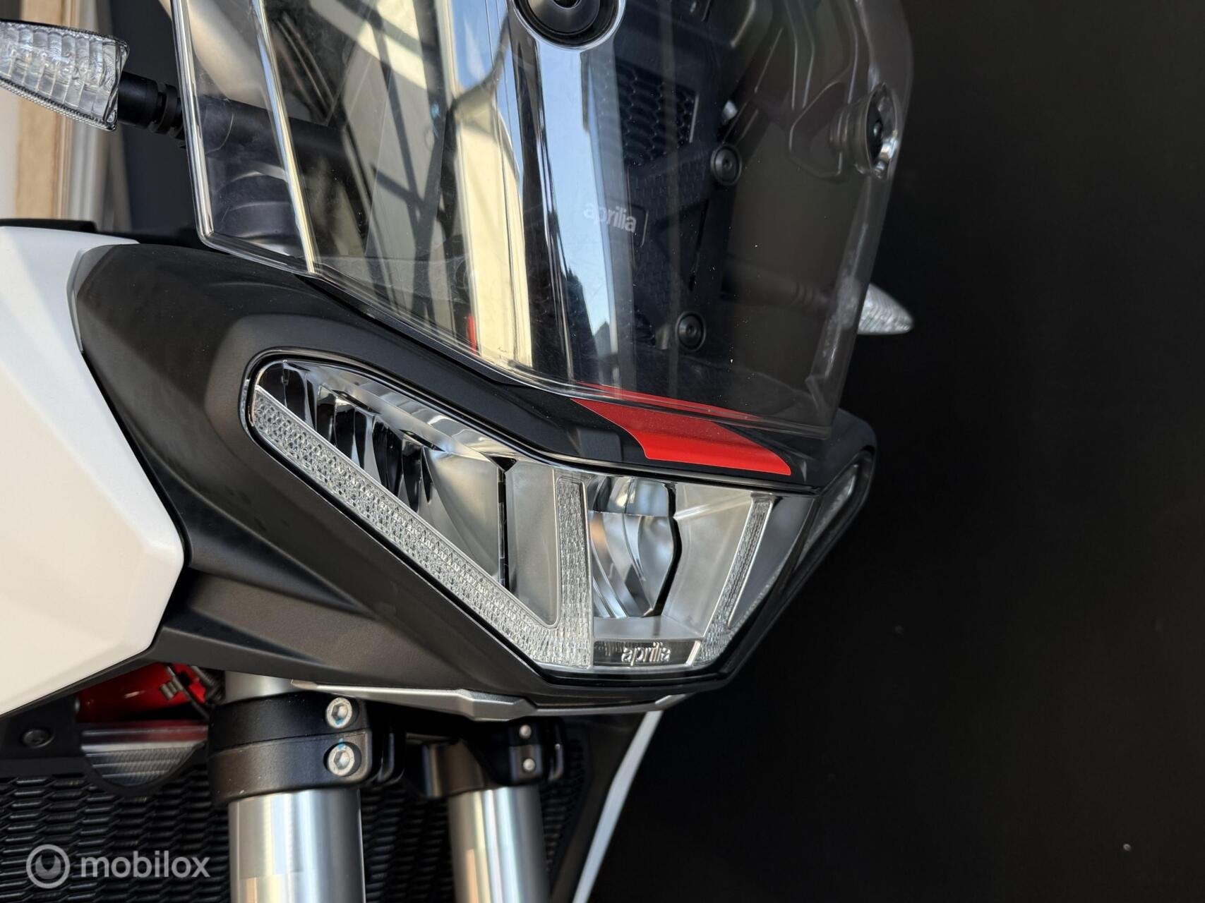 Aprilia Tuareg 660 Hailstorm White uit voorraad leverbaar, Motoren, Bedrijf, Meer dan 35 kW, Handgeschakeld, 659 cc