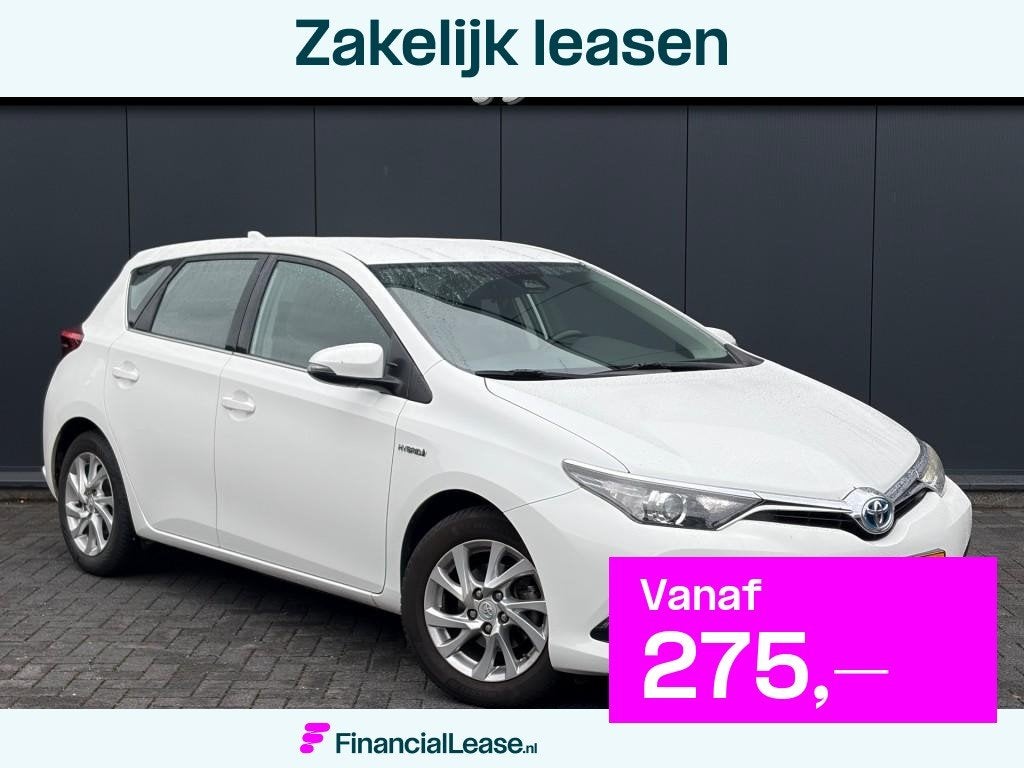 Toyota Auris 1.8 Hybrid Navigatie Camera Cruise Trekhaak, Automaat, Gebruikt, 4 cilinders, Multifunctioneel stuurwiel
