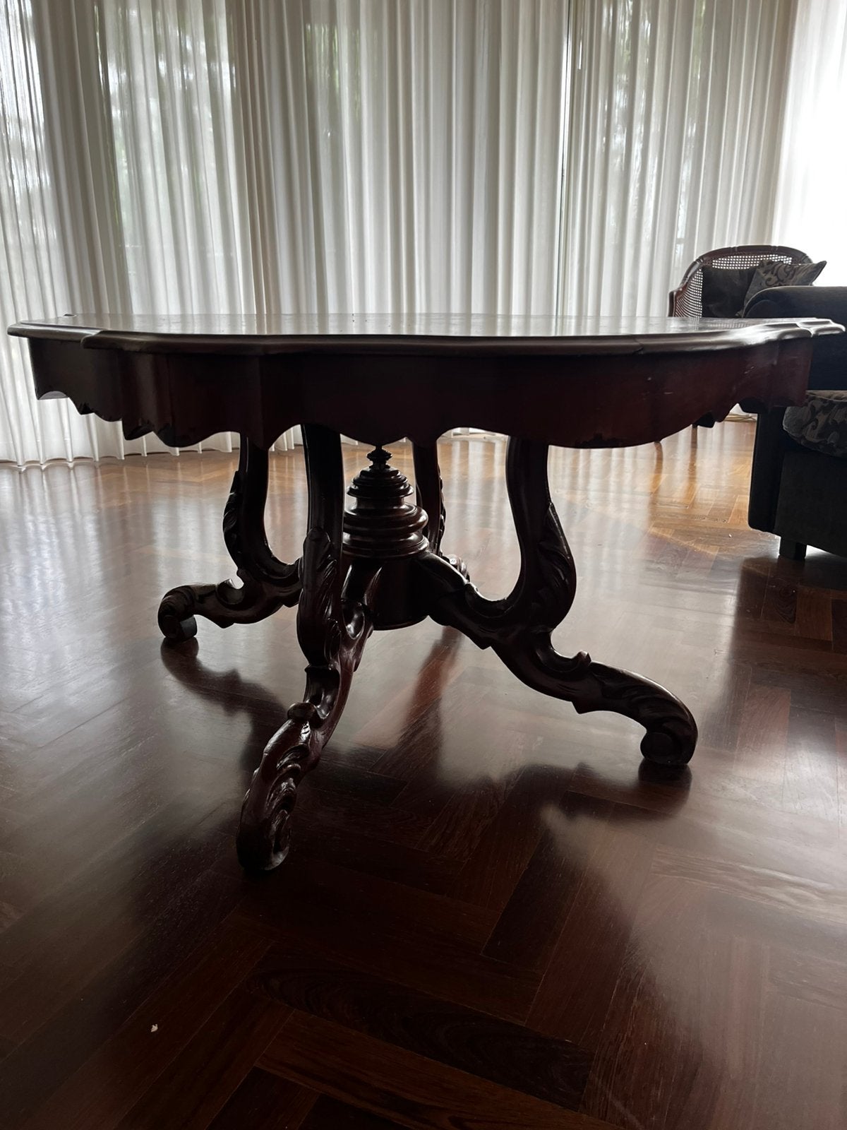 Salontafel, Ophalen