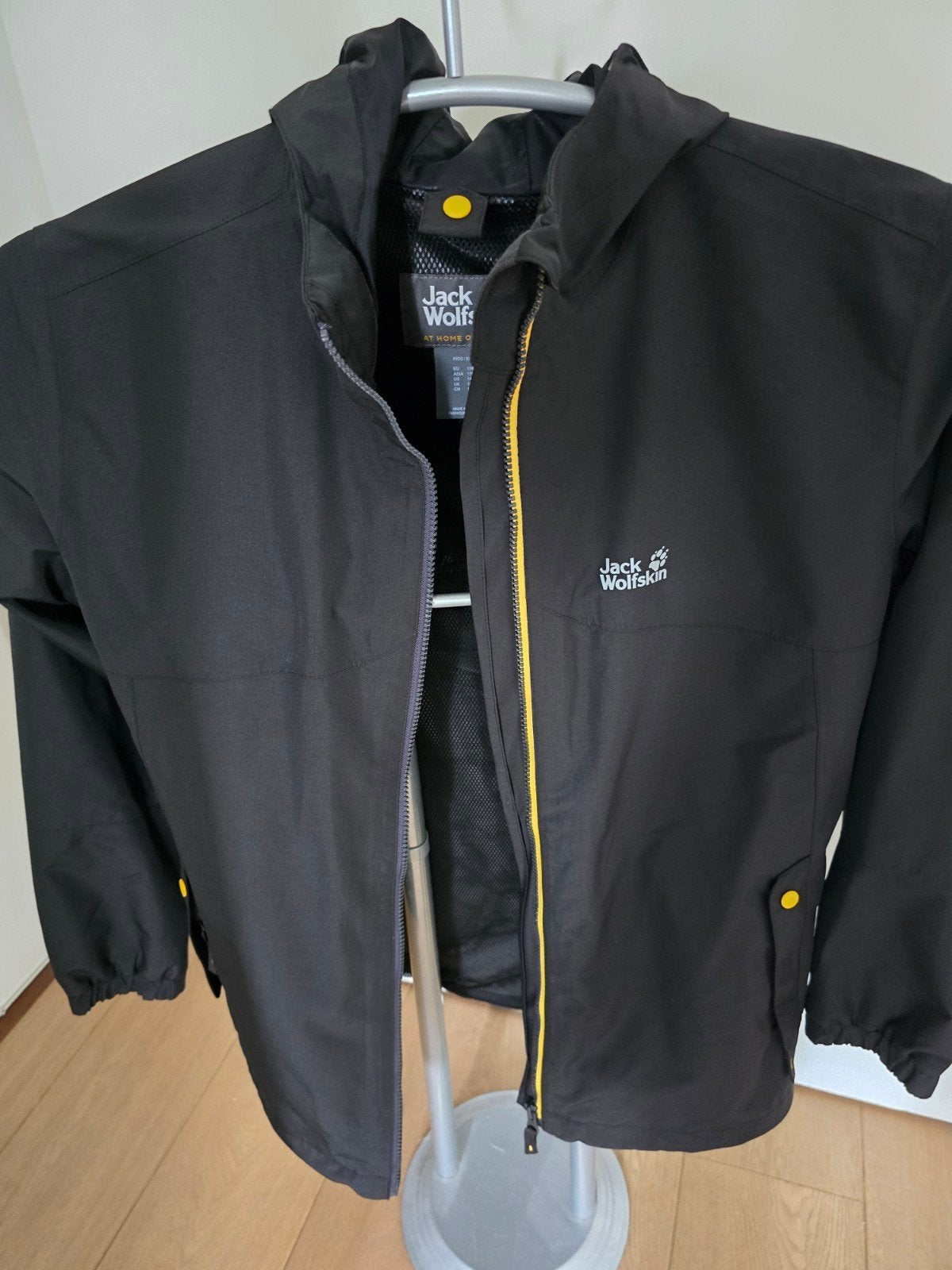 Jack Wolfskin Iceland 3-in-1 Jas 176 - Zwart met Geel Accent, Ophalen of Verzenden, Zo goed als nieuw, Zwart, Jack Wolfskin