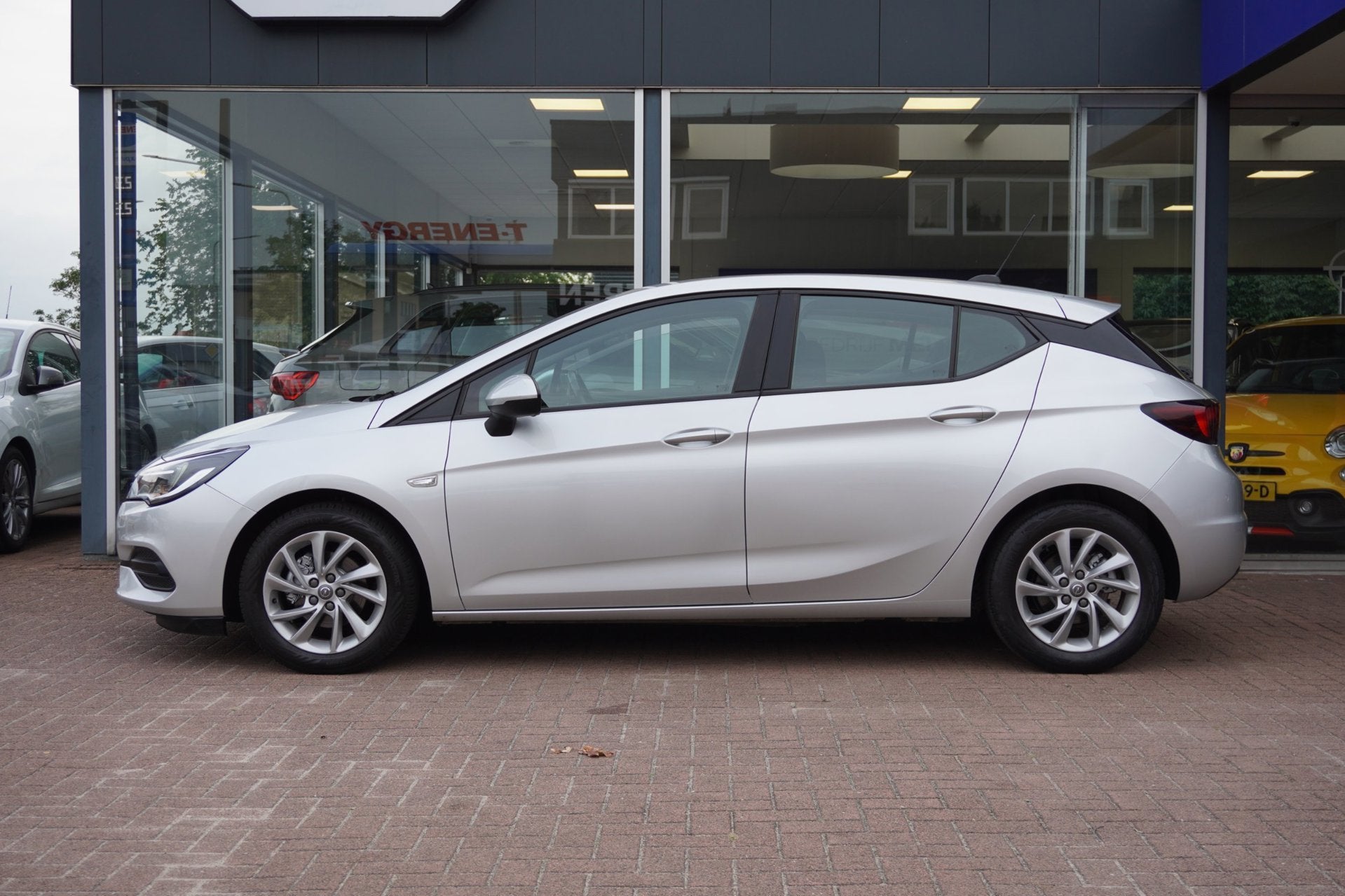 Opel ASTRA 1.2 Business Edition 5deurs | Airco | Navigatie |, Auto's, Opel, Stof, Gebruikt, Euro 6, 1199 cc