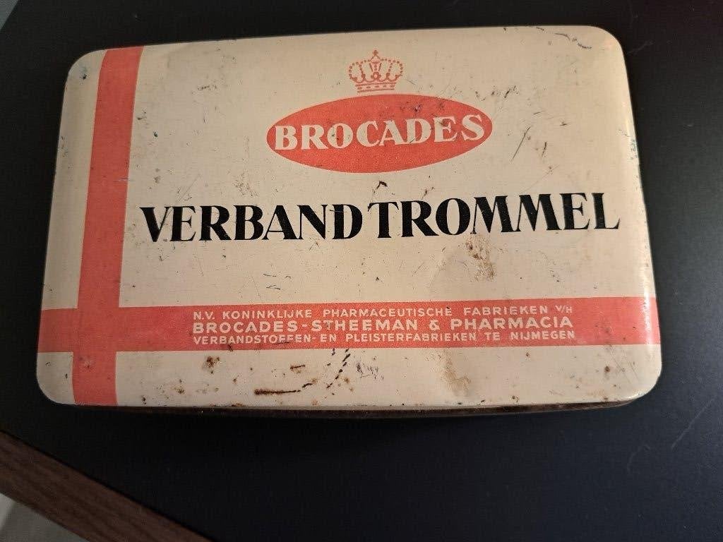 Brocades vintage verbandtrommel, 60-jaren, met (ged.) inhoud, Verzamelen, Ophalen of Verzenden, Gebruikt, Overige, Overige merken
