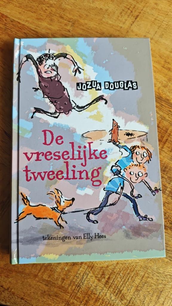 De vreselijke tweeling, Jozua Douglas, Ophalen of Verzenden, Zo goed als nieuw, Fictie