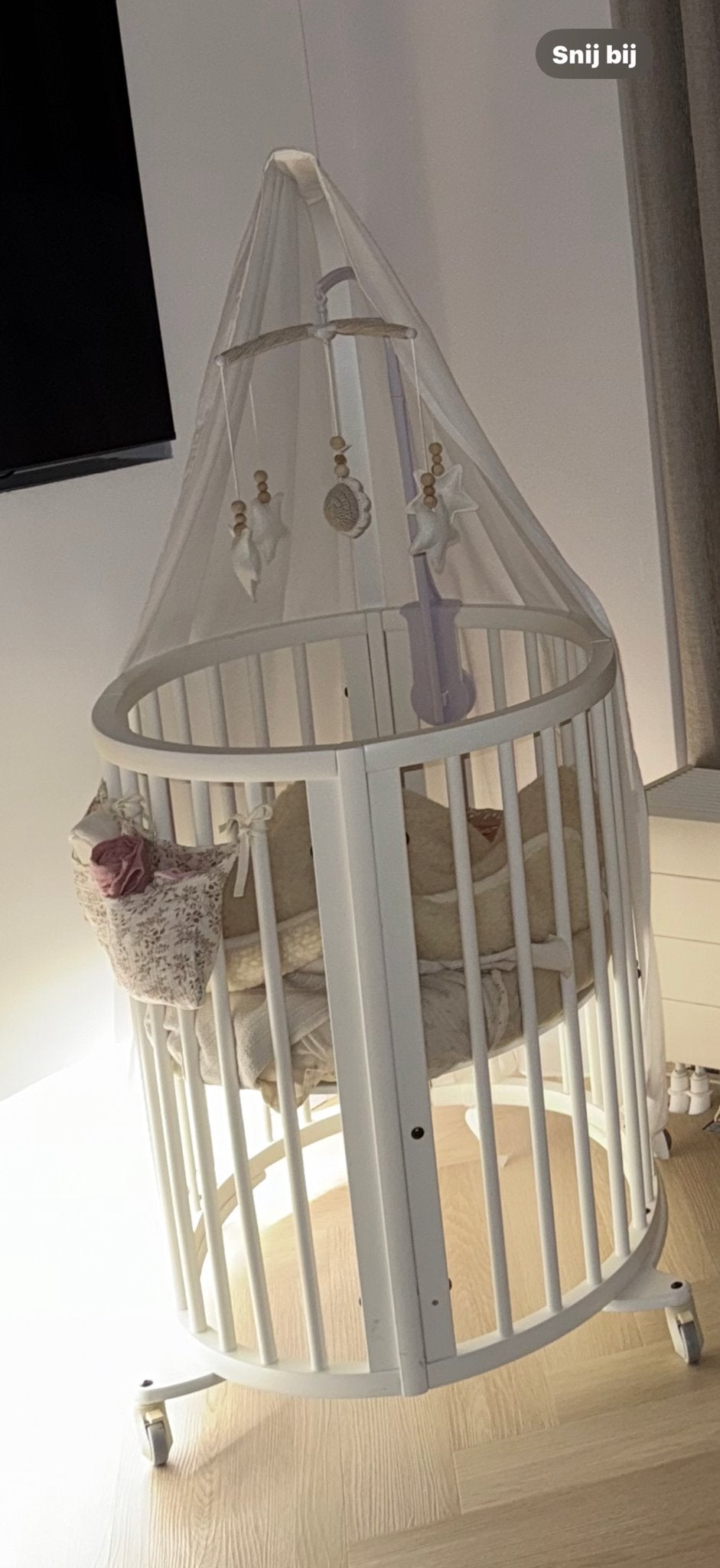 Stokke Sleepi Mini Wieg - Wit met Hemel, Ophalen, Zo goed als nieuw, Wieg