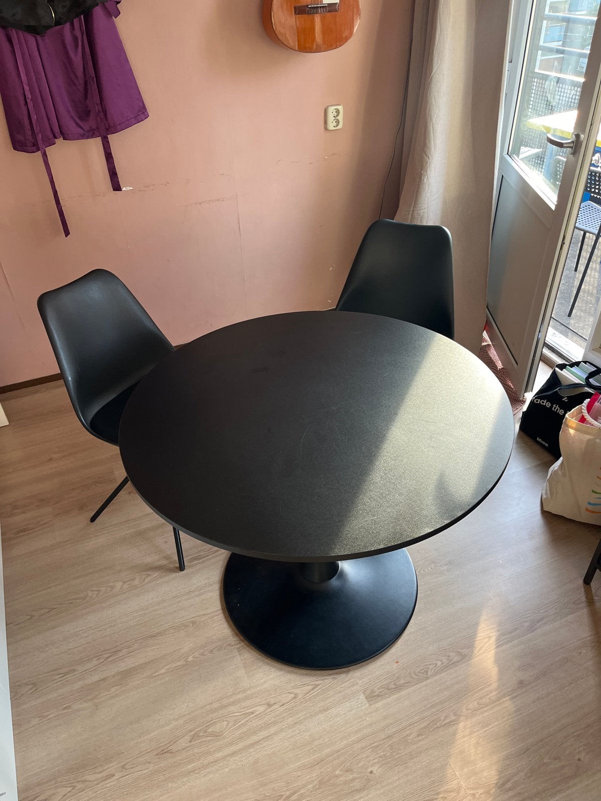 Ronde zwarte eettafel - Ø100cm, H76cm, Ophalen, Overige materialen, Gebruikt, 100 tot 150 cm