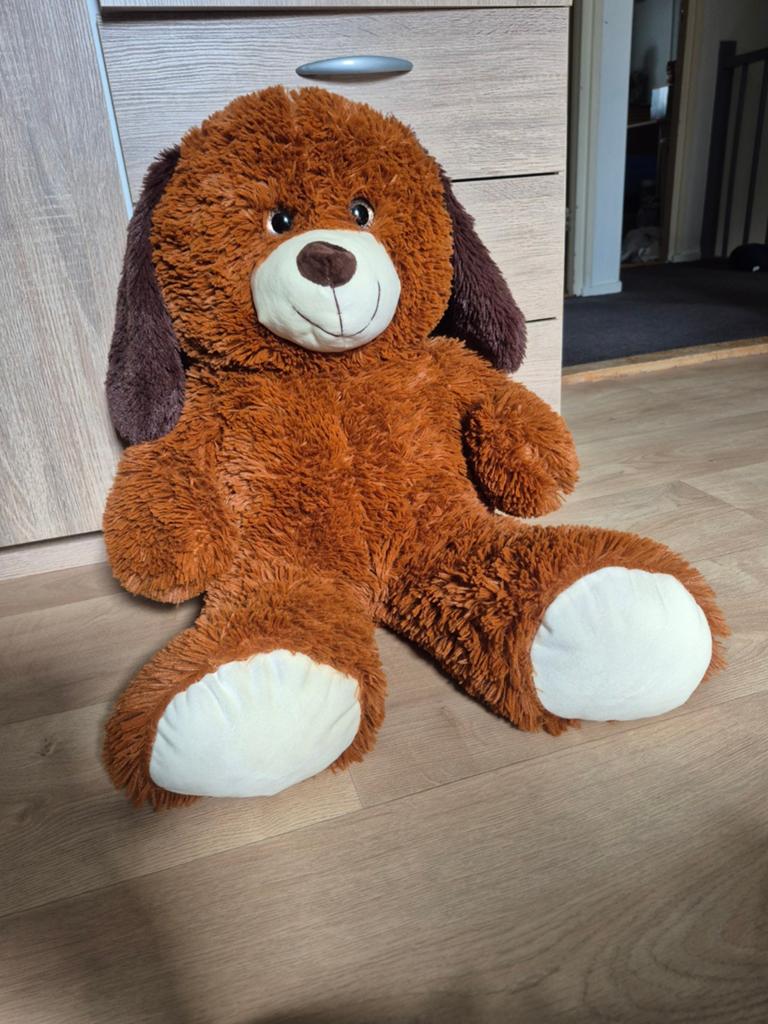 Grote bruine hond knuffel, Kinderen en Baby's, Speelgoed | Knuffels en Pluche, Ophalen of Verzenden, Zo goed als nieuw, Hond