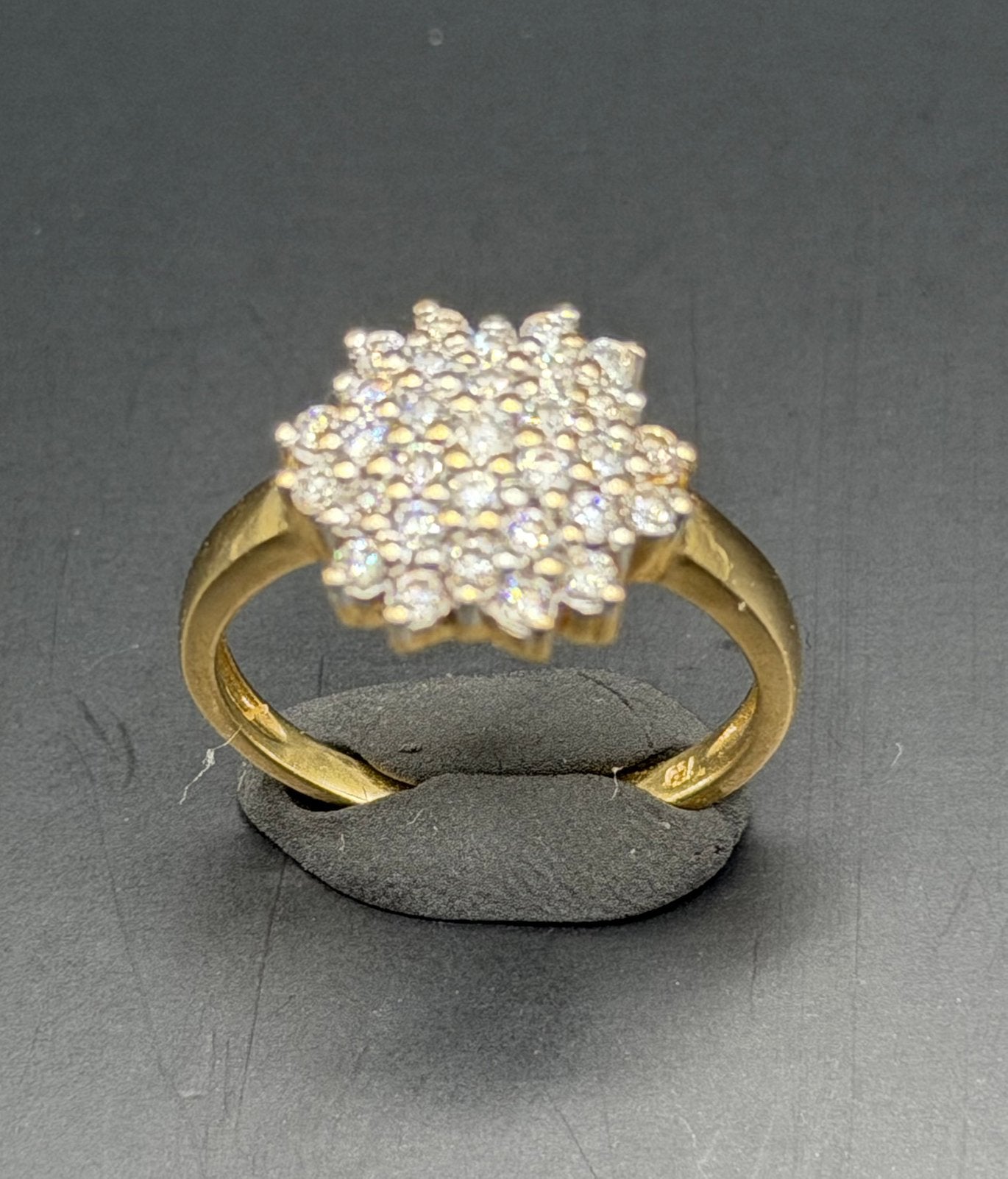 Prachtige 18K gouden ring met natuurlijke diamanten- 16,5mm, Ophalen of Verzenden, Kleiner dan 17, Met edelsteen, Dame