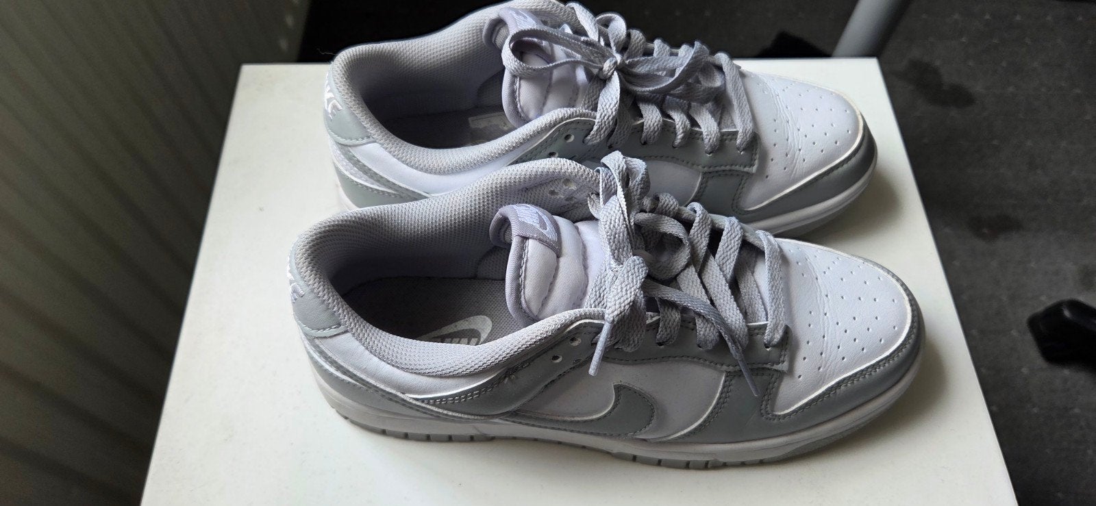 Nike Dunk Low  Grijs/Wit !!, Nike, Nieuw, Ophalen of Verzenden, Sneakers of Gympen
