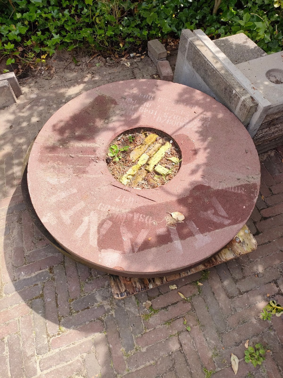 2 x slijpsteen, Ophalen, Beton, Overige typen