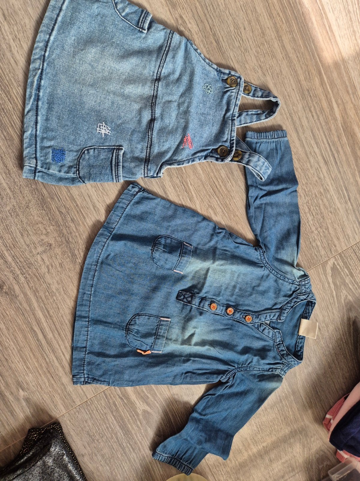 Hema denim jurkje en tuinbroekje set maat 62, Gebruikt, Meisje, Ophalen of Verzenden, Setje