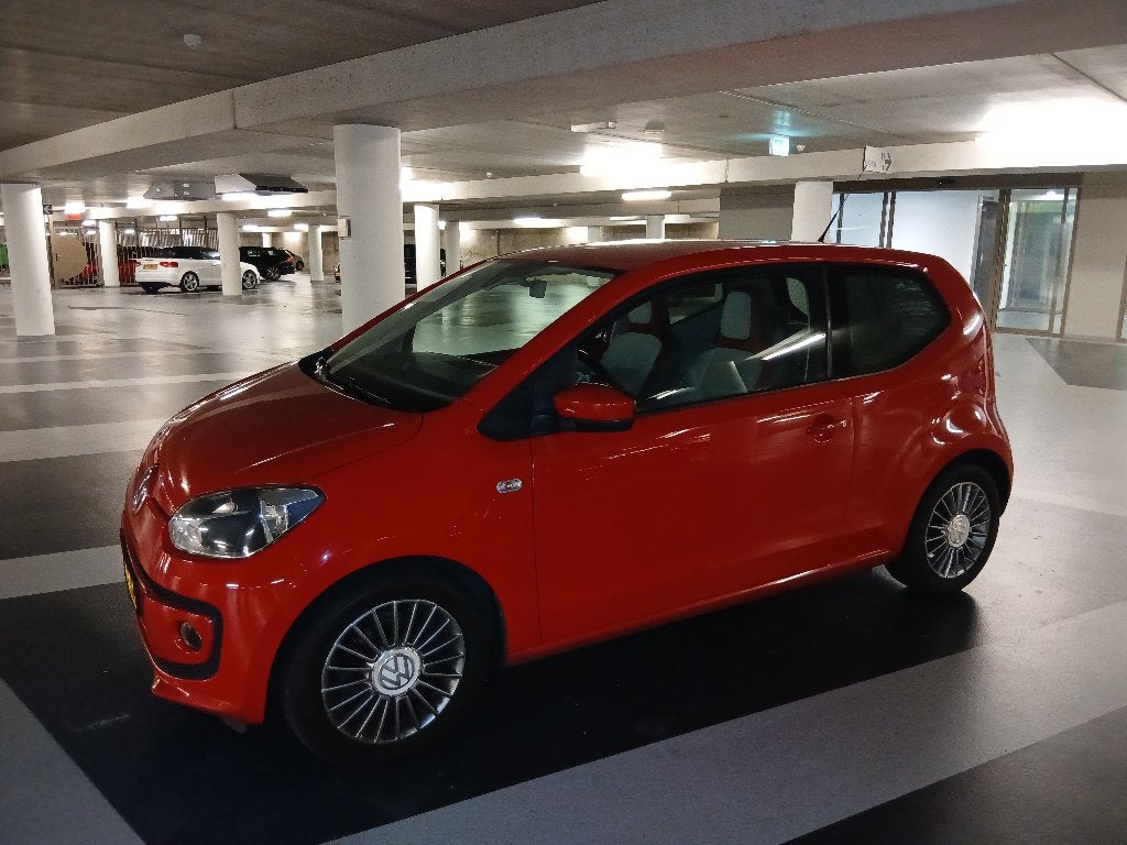 Volkswagen up! Bleumotion 1.0 44KW 2012 Rood, Auto's, Voorwielaandrijving, Up!, 840 kg, 4 stoelen