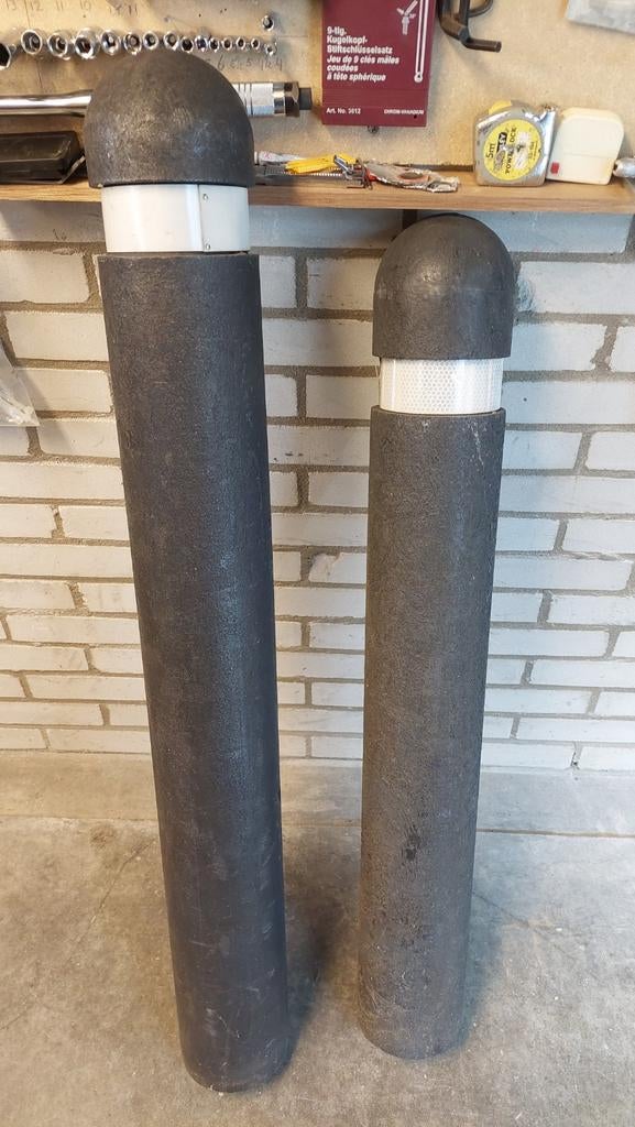 2 verkeerspalen trottoir palen, Tuin en Terras, Palen, Balken en Planken, Ophalen, Minder dan 180 cm, Palen