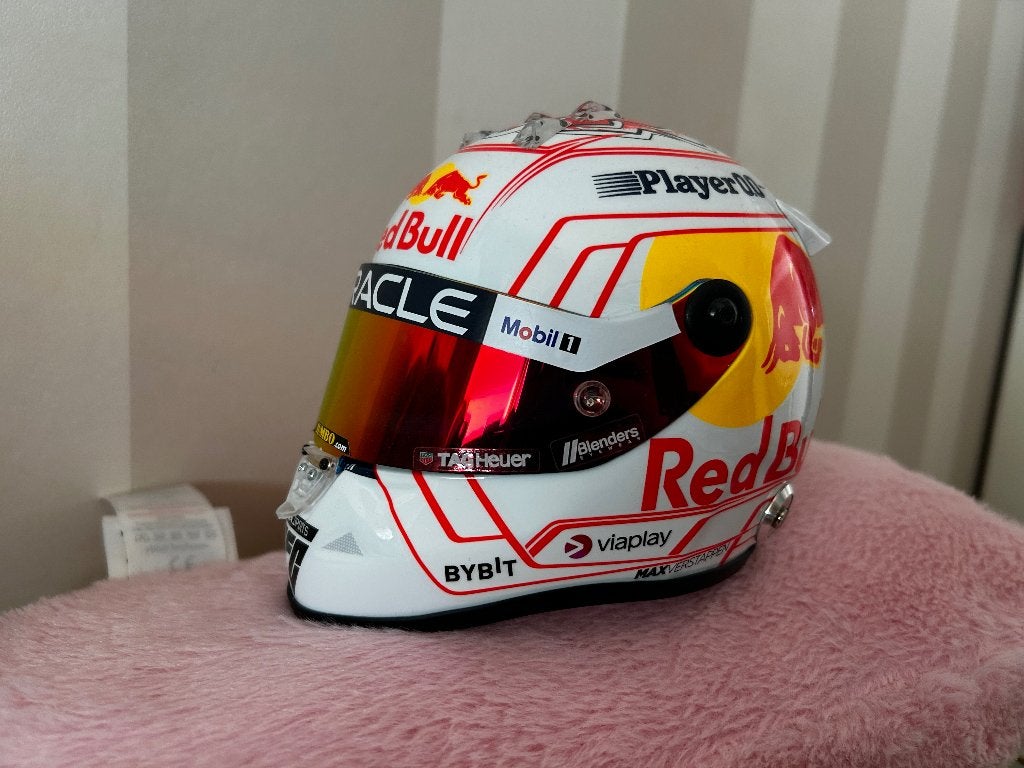 Helm verstappen 1:2, Verzamelen, Ophalen of Verzenden, Zo goed als nieuw, Formule 1