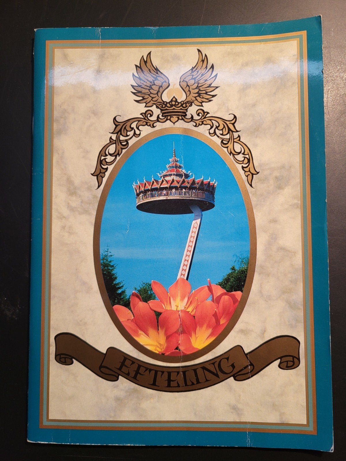 Efteling Jaarboekje 1988 - Een Magische Reis door het Park, Ophalen of Verzenden, Gelezen, Onbekend, Plaatjesalbum