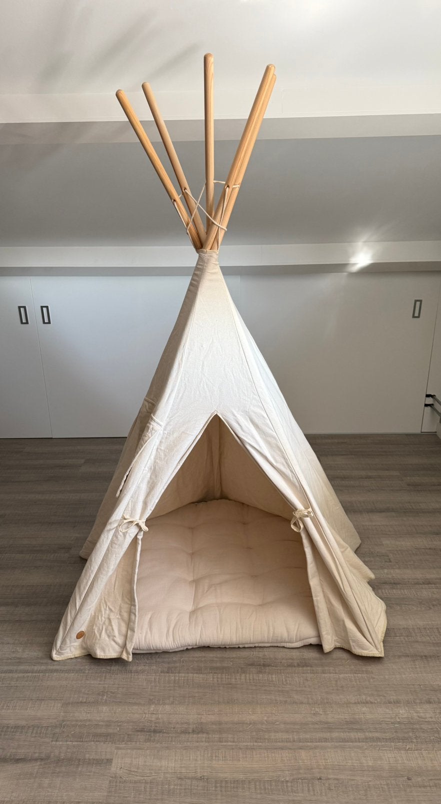 Tipi tent Petite Amelie off white incl speelmatras, Ophalen, Zo goed als nieuw