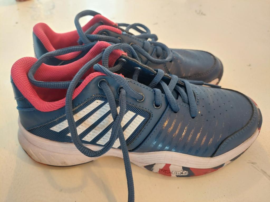 K-Swiss Tennisschoenen junior Maat 39, L2, K-Swiss, Schoenen, Ophalen of Verzenden
