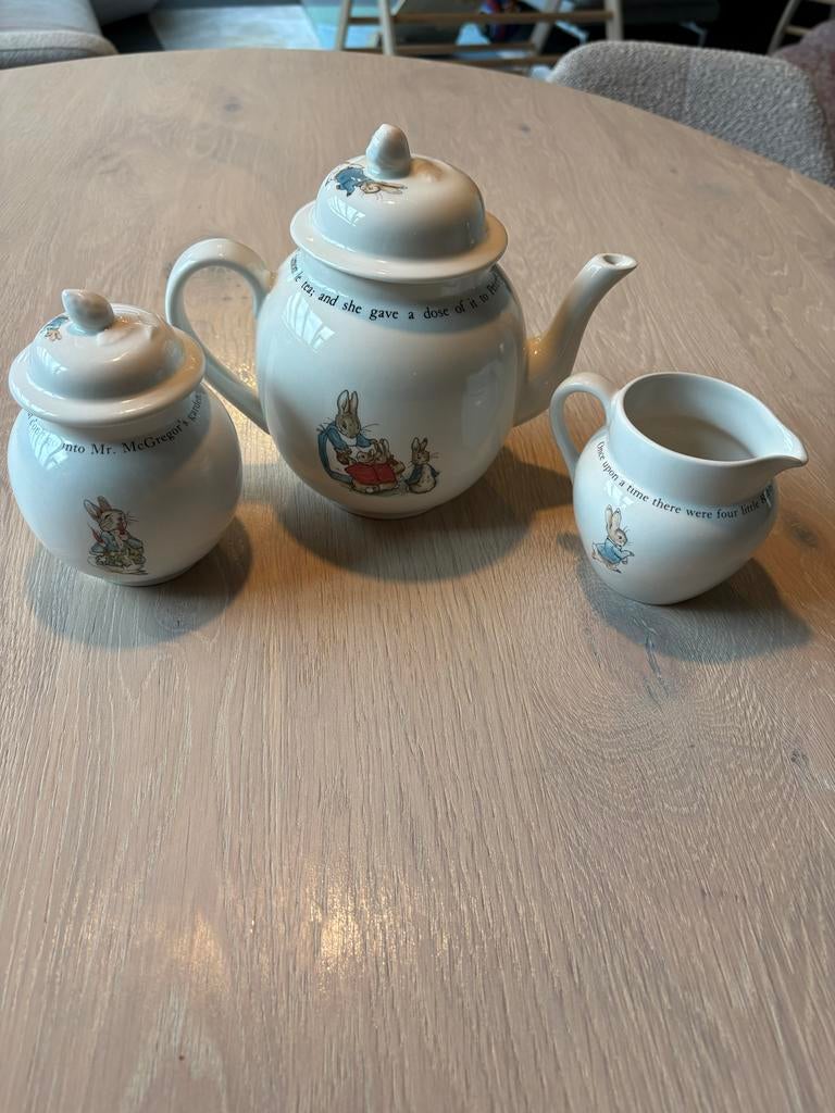 Beatrix Potter Peter Konijn Theeservies - Theepot, Suikerpot, Ophalen of Verzenden