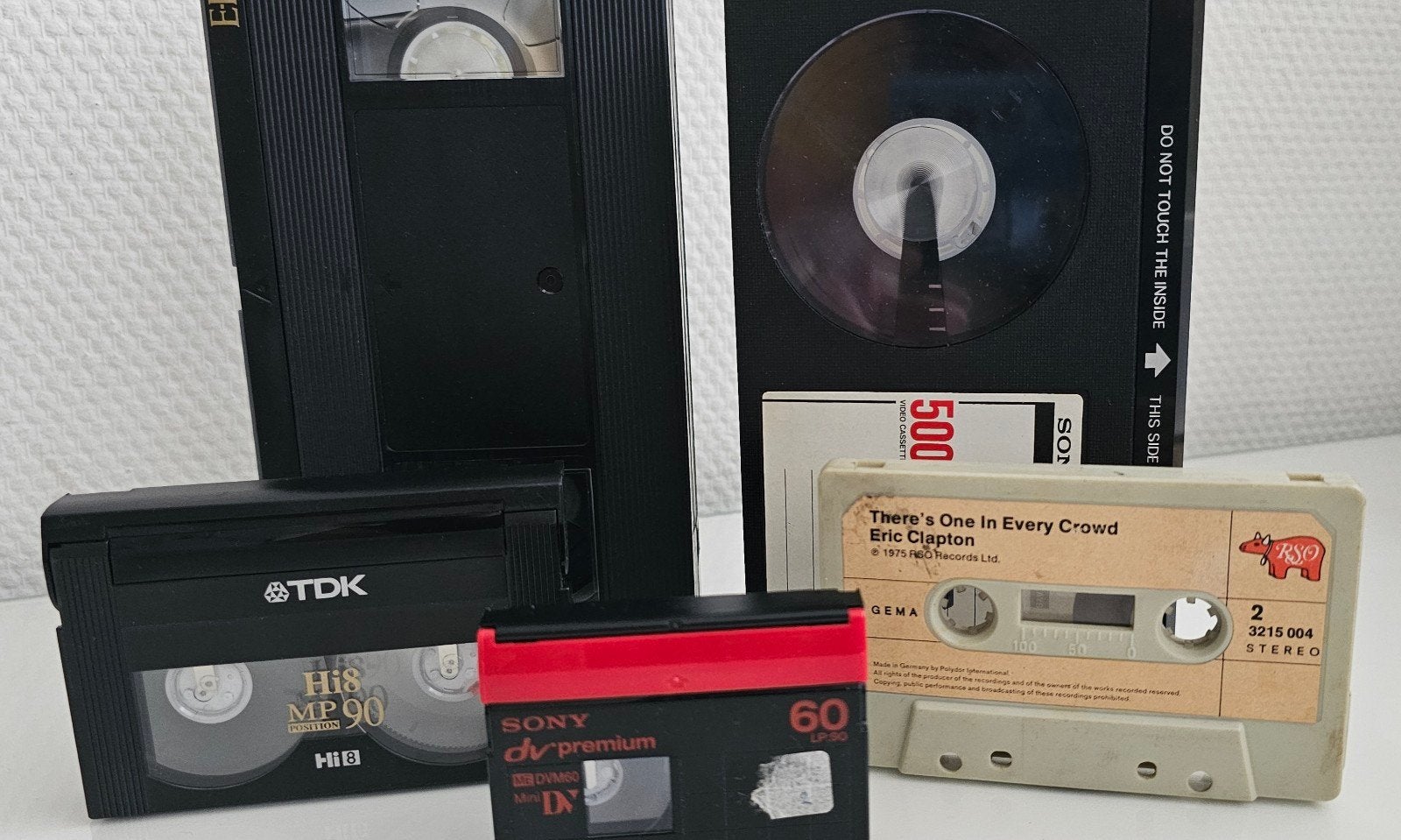 Digitaliseren van VHS, VHS-C, BETAMAX, CAMCORDER, MINI DV, Ophalen of Verzenden