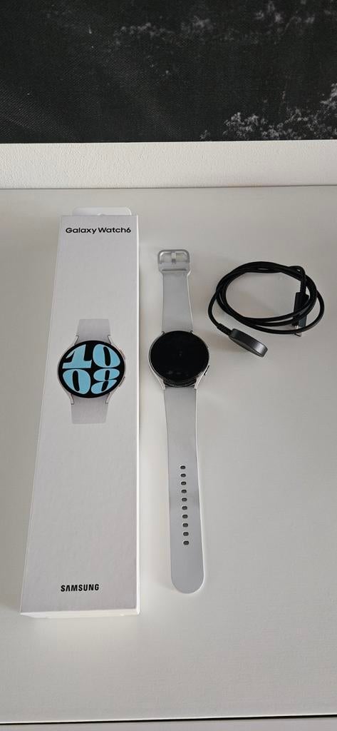 Samsung Galaxy Watch 6 44mm Zilver, Ophalen, Zo goed als nieuw, Zilver, Android