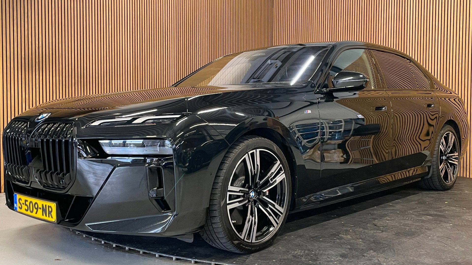 BMW I7 XDrive60 106 kWh|M-SPORT|96% SOH|BLACK EDITION|FULL O, Auto's, Automaat, Dealer onderhouden, Gebruikt, Zwart