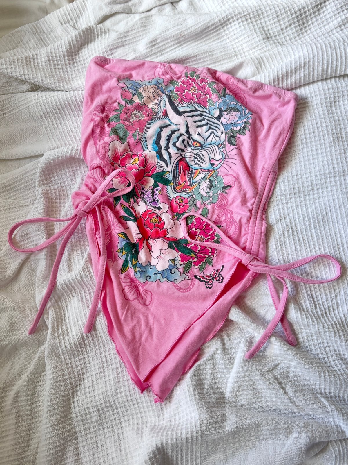 Roze top met tijgerprint en strikjes - Maat S, Kleding | Dames, Tops, Ophalen of Verzenden, Zo goed als nieuw, Roze, Maat 36 (S)