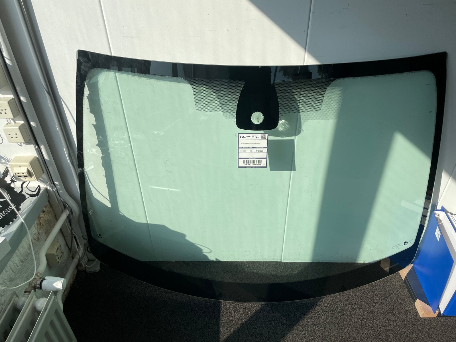 Voorruit Renault Clio 05- met sensor en spiegelvoet, Auto-onderdelen, Verzenden, Nieuw, Renault